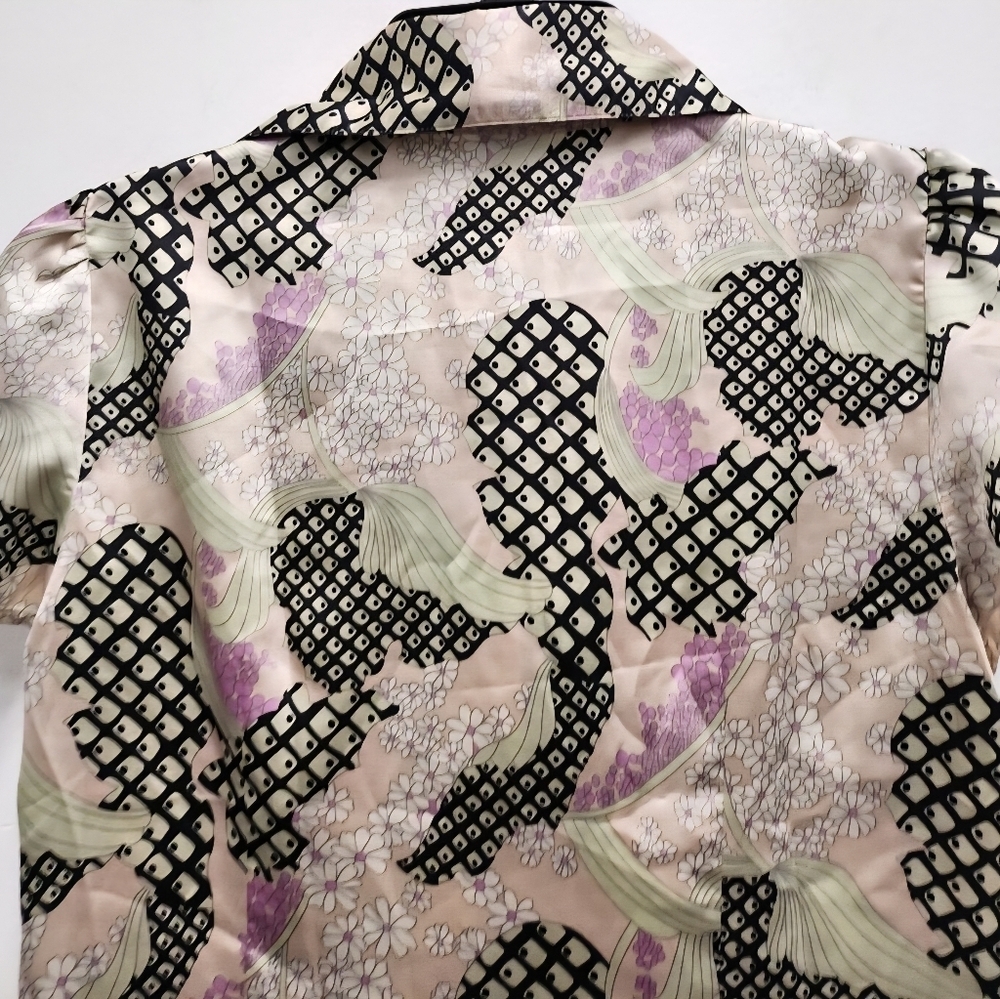 BCBGMAXAZRIA Statement Top – Size M – Soft, Stretchy & Stunning! ✨ - Picture 3 of 7